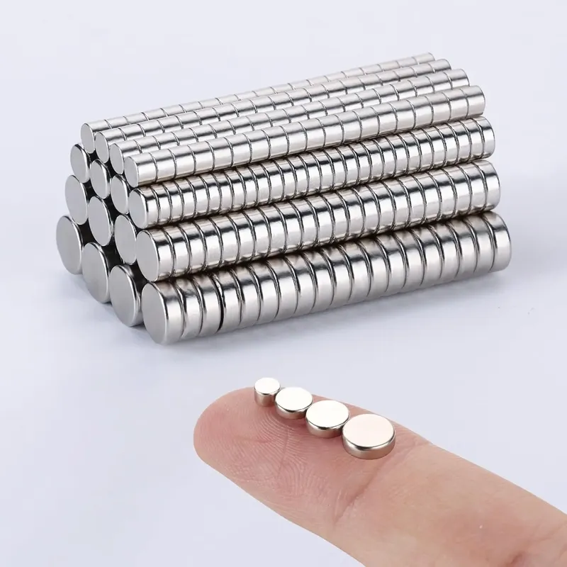 Winzige Magnete, 4 verschiedene Größen, kleine Magnete, Mini-Kühlschrankmagnete, DIY-Magnet, vielseitig einsetzbar für Büro, Bastel- und Wissenschaftsmagnete