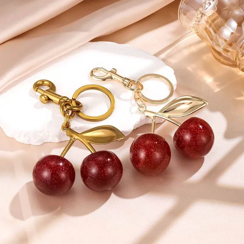 ZAKOL Mode Rote Kirsche Schlüsselbund Sommer Früchte Kirschen Anhänger Schlüsselring Für Frauen Männer Schmuck Tasche Zubehör Geschenk