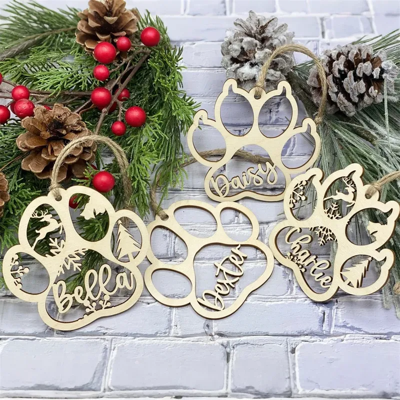 Personalisierte Weihnachtskugeln, individuelle lasergravierte Katze, Hundepfoten, Namensschmuck, Weihnachtsbaum, hängendes Geschenk für einen Hundeliebhaber