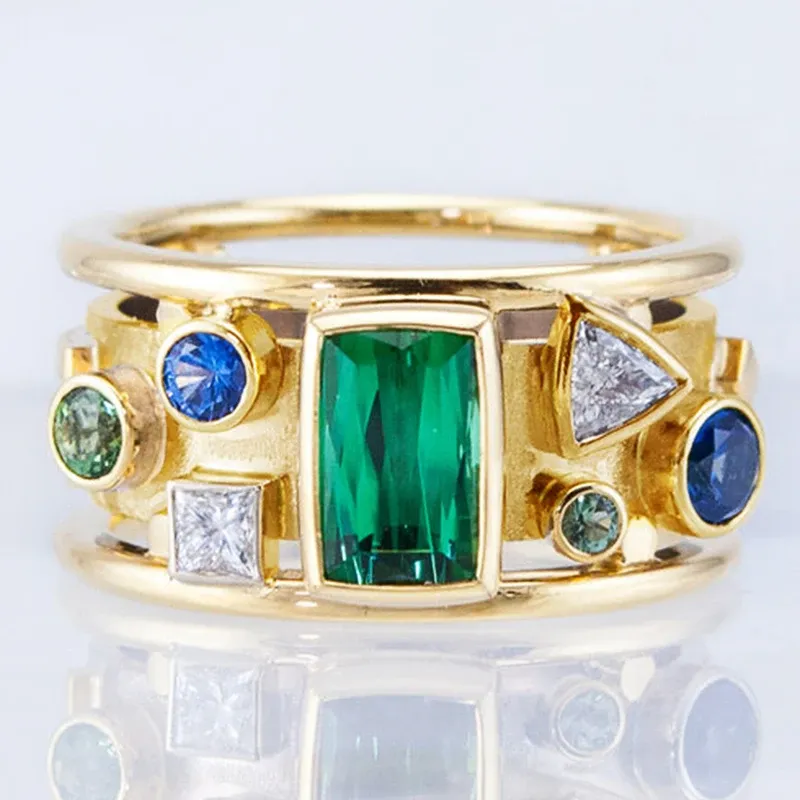 Huitan Mode Luxus Gold Farbe mit Geometrische Bunte CZ Stein Neuartige Design Frauen Hochzeit Band Ringe Schmuck Neue Ankunft
